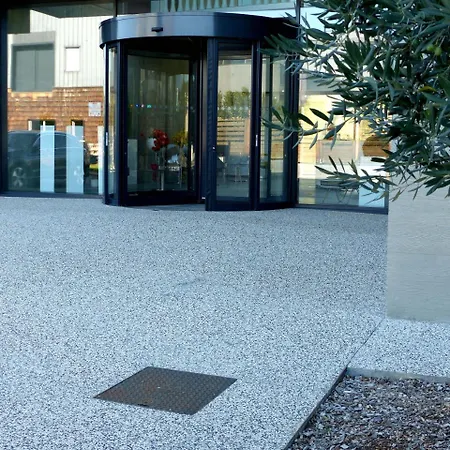 Le B Complexe Lozanne