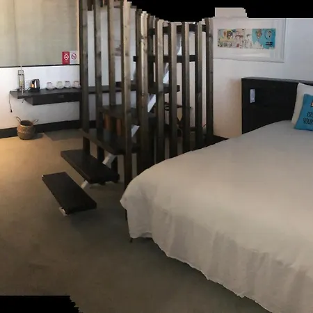 Le B Complexe * Lozanne