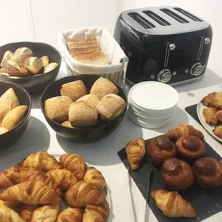 Le B Complexe Hotel *