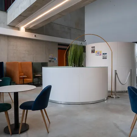 Le B Complexe * Lozanne