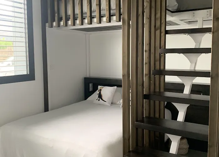 Le B Complexe Hotel *